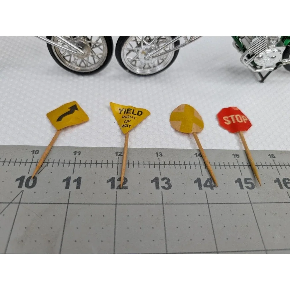 Plastic Motorcycle Chopper Bike Lot of 2 Cake‎ Topper Toy